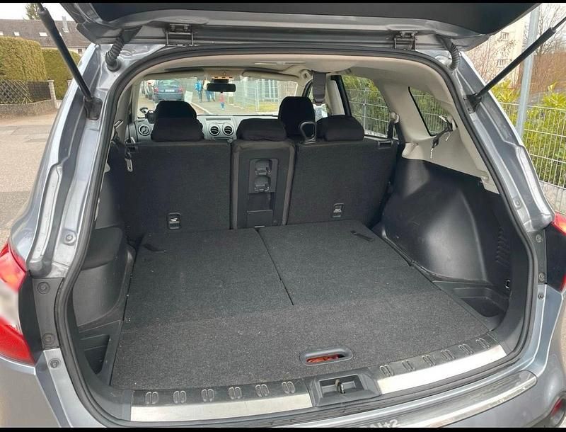 Gebraucht Nissan Qashqai +2 131 PS (96 kW) 2011 Grau SUV