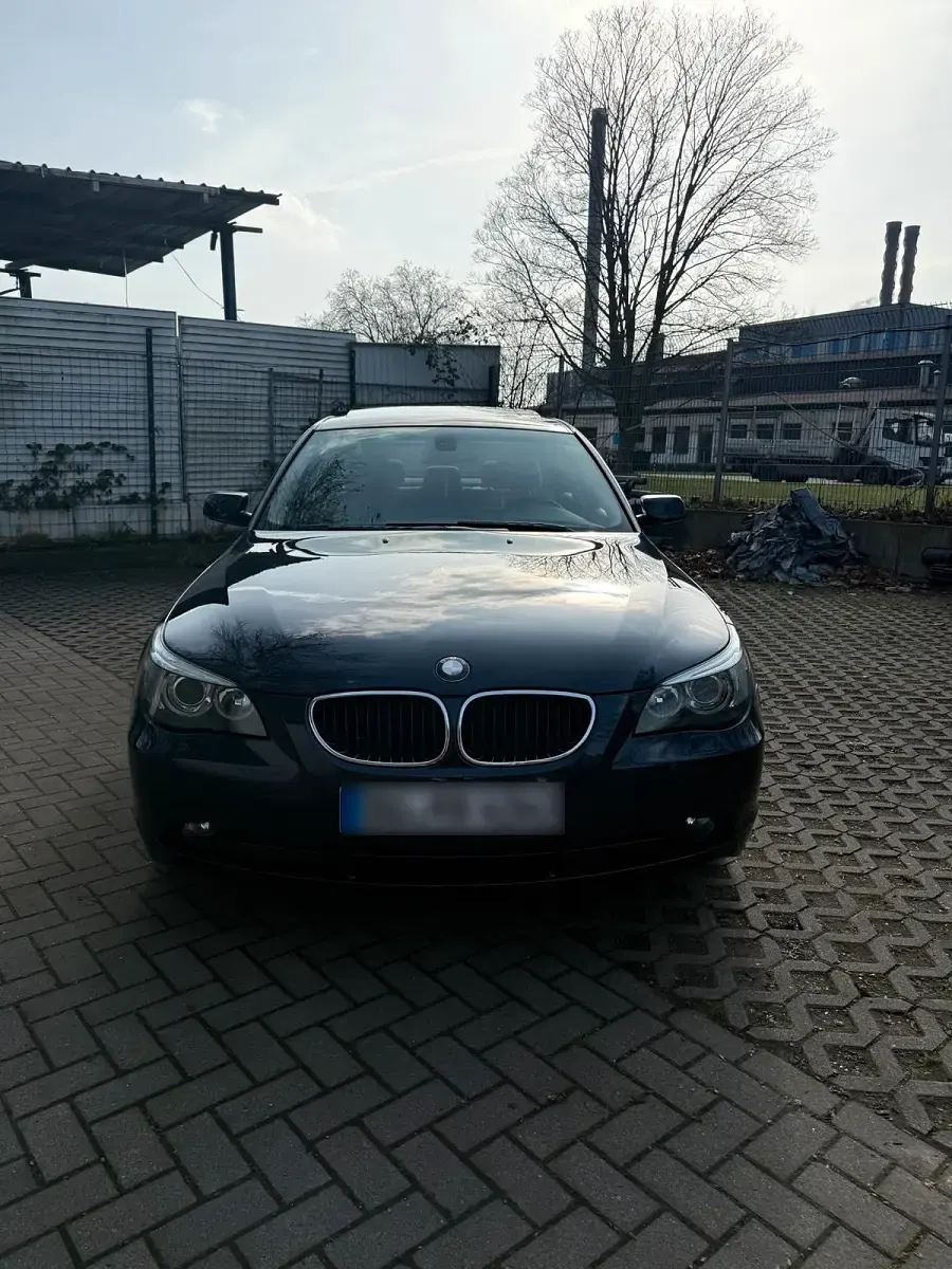 Gebraucht BMW 520 170 PS (125 kW) 2003 Blau Limousine
