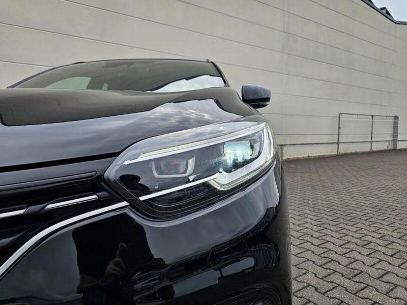 Gebraucht Renault Kadjar Black Edition 140 PS (102 kW) 2021 Sternenschwarz SUV