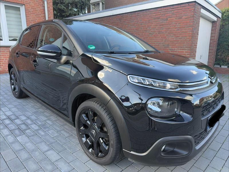 Gebraucht Citroën C3 PureTech 82 PS (60 kW) 2017 Schwarz Kleinwagen