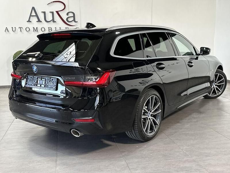 Gebraucht BMW 330e Sport Line 252 PS (185 kW) 2021 Schwarz ii Kombi