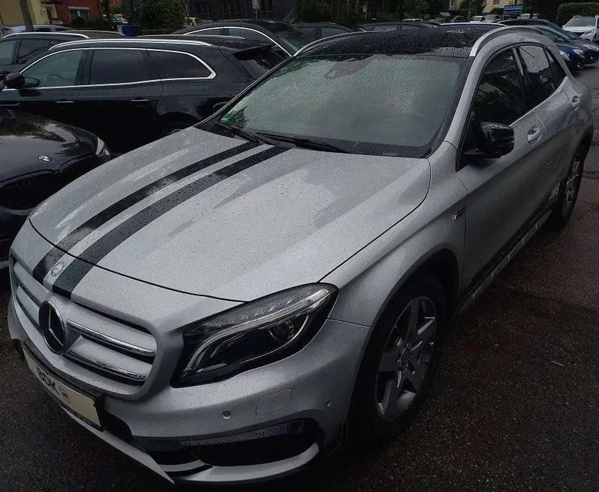 Gebraucht Mercedes GLA250 AMG 211 PS (155 kW) 2015 Silber SUV