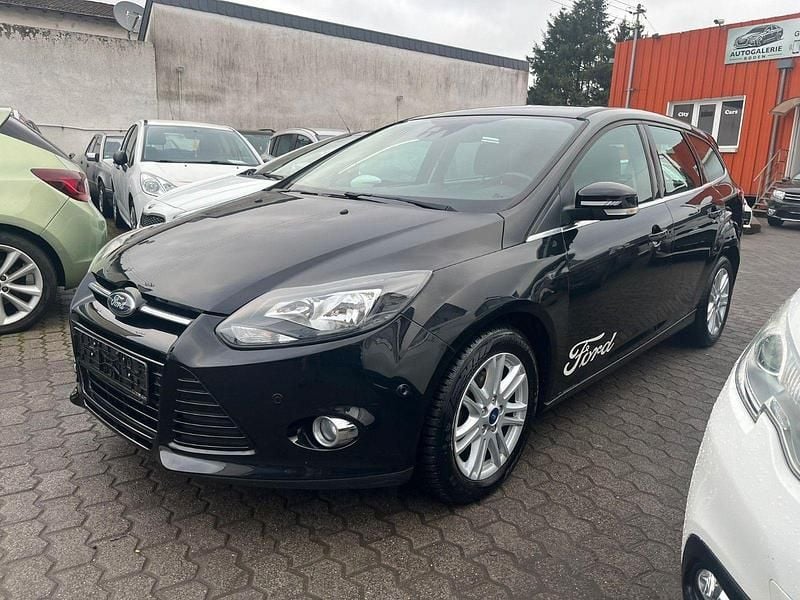 Schwarz Gebraucht 2013 Ford Focus Titanium Kombi | 3.490 € (Superpreis) - Bild 1/4