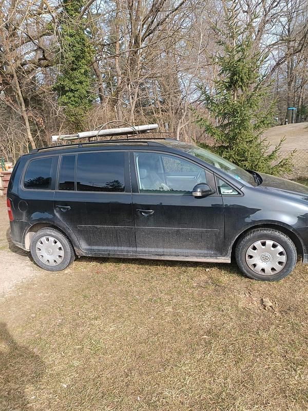 Gebraucht VW Touran 105 PS (77 kW) 2006 Schwarz Van / Kleinbus
