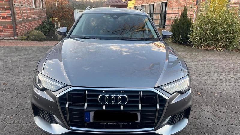 Grau Gebraucht 2020 Audi A6 Allroad Business Kombi | 34.000 € (Guter Preis) - Bild 1/4