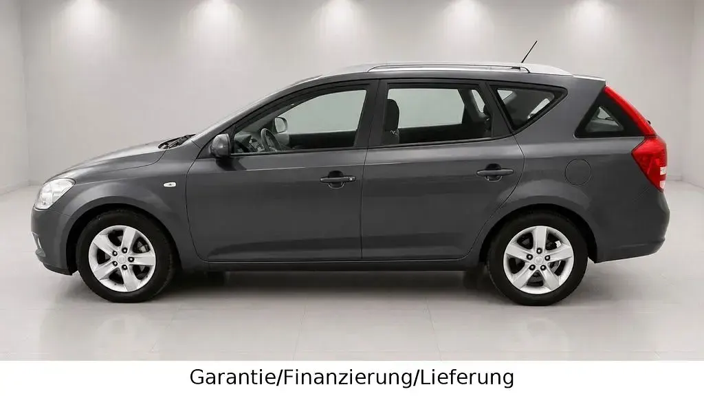 Gebraucht Kia Ceed 90 PS (66 kW) 2012 Grau Kleinwagen