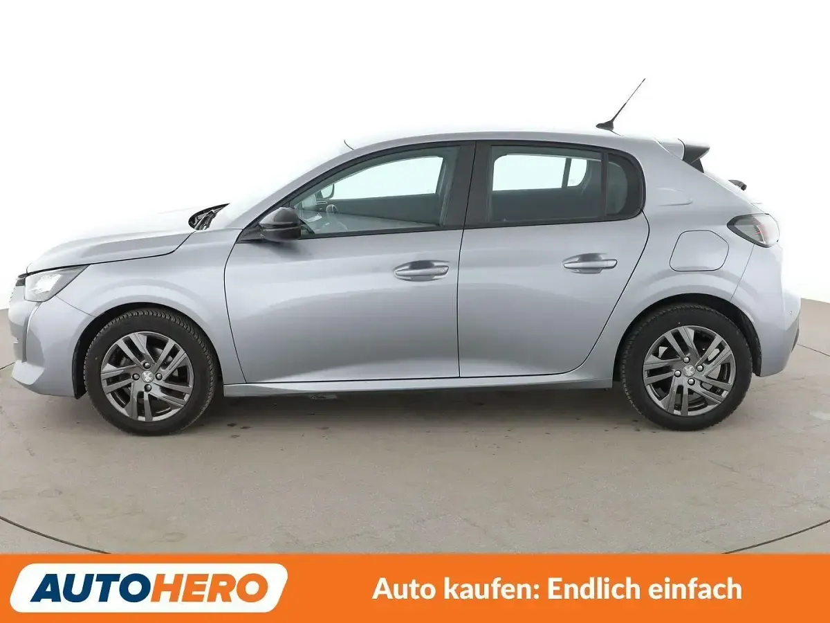 Gebraucht Peugeot 208 Active 75 PS (55 kW) 2023 Grau Kleinwagen