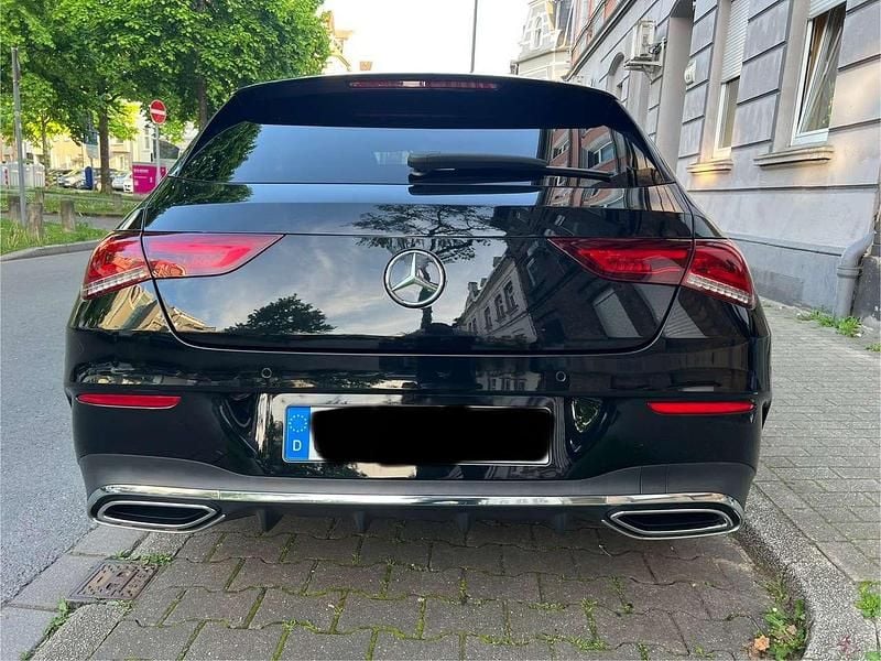 Schwarz Gebraucht 2019 Mercedes CLA220 AMG line Limousine | 25.300 € (Superpreis) - Bild 1/4