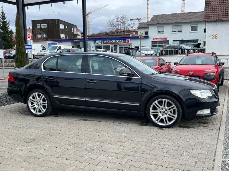 Gebraucht Skoda Superb Elegance 170 PS (125 kW) 2009 Schwarz Limousine