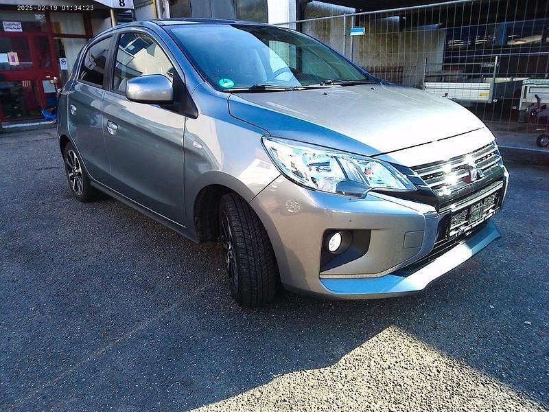 Gebraucht Mitsubishi Space Star Select+ 71 PS (52 kW) 2022 Grau Kleinwagen