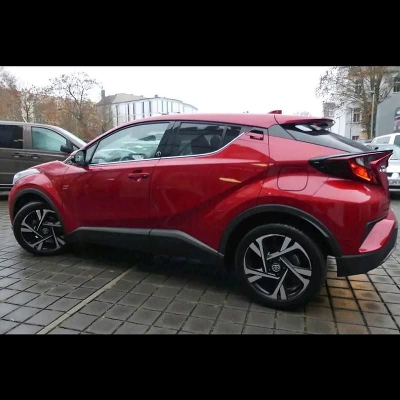 Gebraucht Toyota C-HR Team 184 PS (135 kW) 2022 Rot SUV