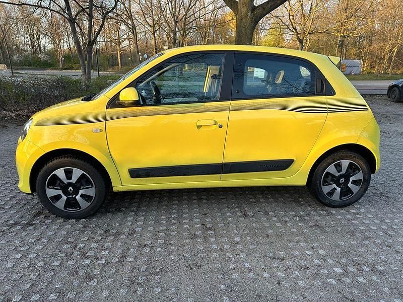 Gebraucht Renault Twingo Dynamique 71 PS (52 kW) 2015 Gelb Kleinwagen