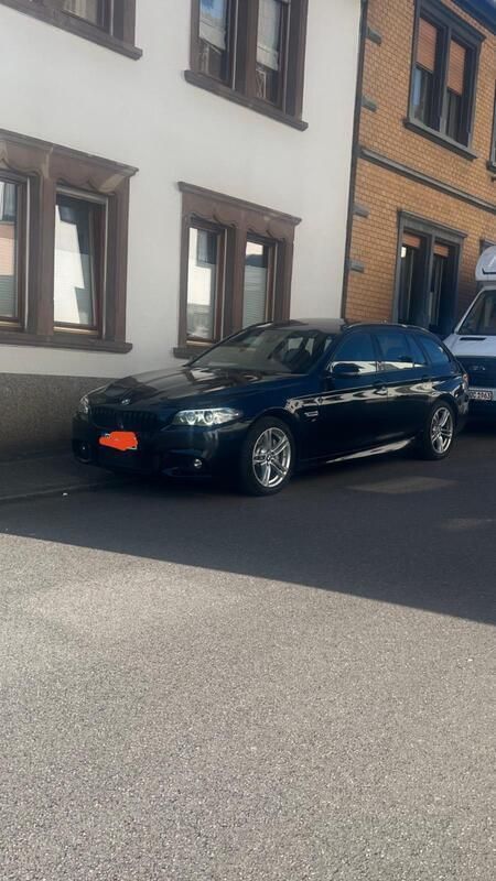 Schwarz Gebraucht 2014 BMW 530 M Sport Kombi | 19.000 € - Bild 1/2
