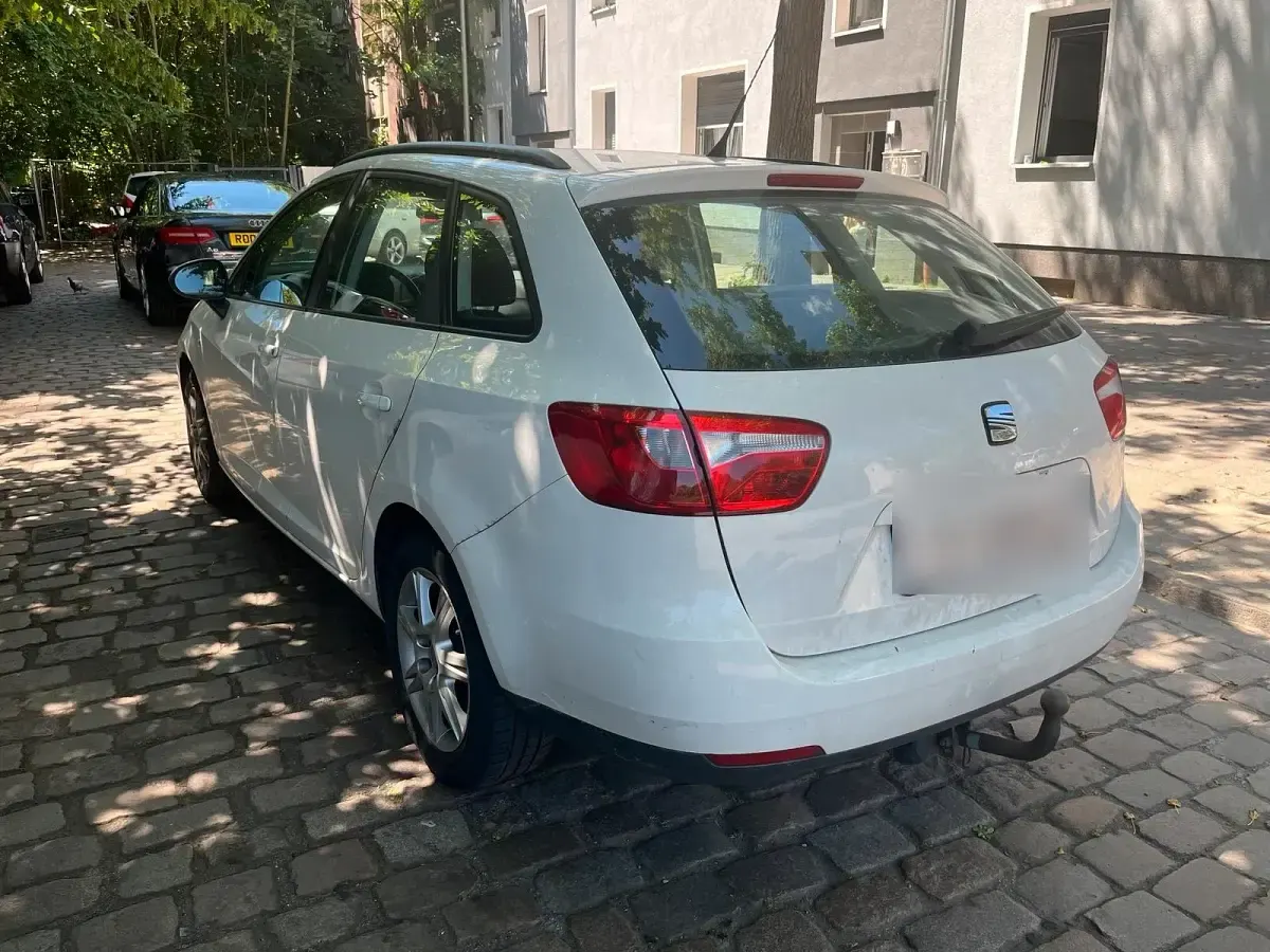 Gebraucht Seat Ibiza 75 PS (55 kW) 2011 Weiß Kleinwagen
