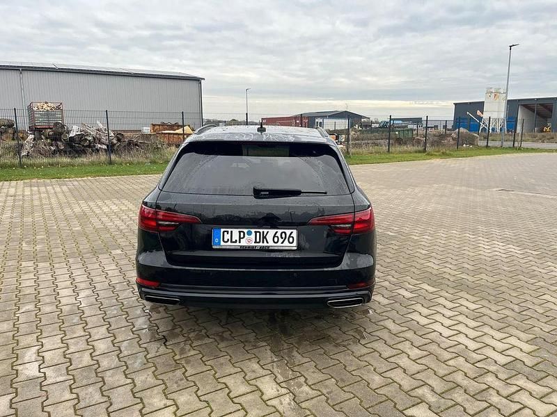 Gebraucht Audi A4 Ambiente 286 PS (210 kW) 2019 Schwarz Kombi