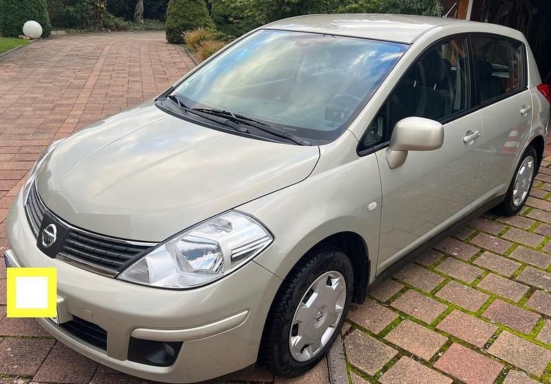 Silber Gebraucht 2008 Nissan Tiida Acenta Limousine | 3.650 € (Guter Preis) - Bild 1/4