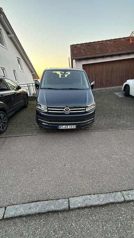 Second-hand VW T6 199 CP (146 kW) 2019 Albastru Van