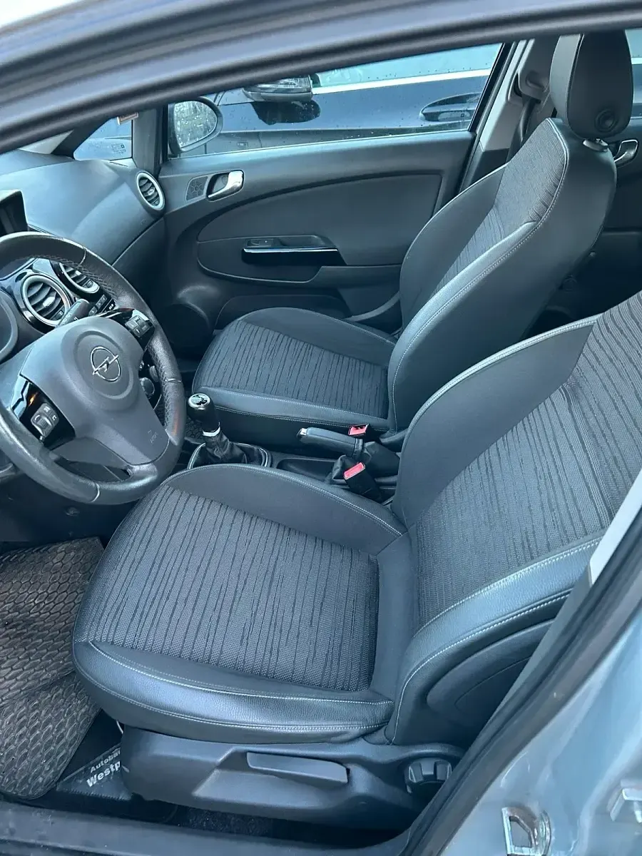 Gebraucht Opel Corsa Energy 87 PS (63 kW) 2014 Silber Kleinwagen