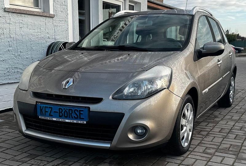 Braun Gebraucht 2011 Renault Clio GrandTour Dynamique Kombi | 4.400 € - Bild 1/4