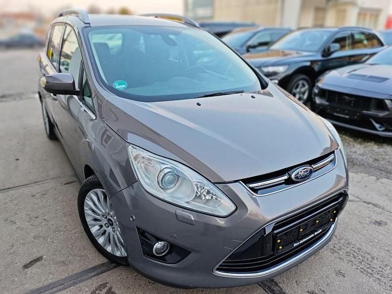 Gebraucht Ford Grand C-Max Titanium 150 PS (110 kW) 2012 Braun Van / Kleinbus