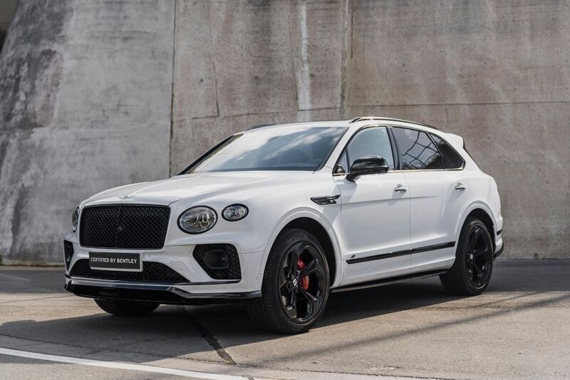 Silber Gebraucht 2023 Bentley Bentayga SUV | 225.000 € (Superpreis) - Bild 1/4