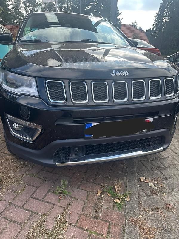 Schwarz Gebraucht 2020 Jeep Compass SUV | 17.900 € (Superpreis) - Bild 1/4