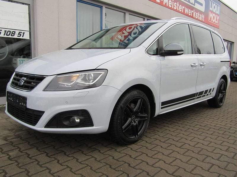 Gebraucht Seat Alhambra FR-Line 184 PS (135 kW) 2017 "white" silber Van / Kleinbus