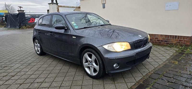 Grau Gebraucht 2006 BMW 118 Advantage Kleinwagen | 1.290 € (Superpreis) - Bild 1/4