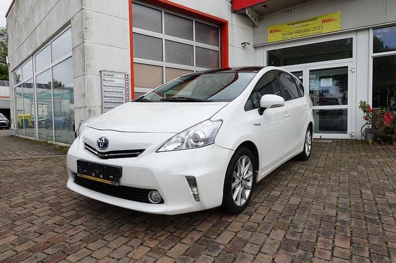 Weiß Gebraucht 2013 Toyota Prius+ Van / Kleinbus | 13.500 € (Fairer Preis) - Bild 1/4