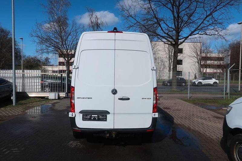 Gebraucht Mercedes Sprinter 143 PS (105 kW) 2020 Weiß Van