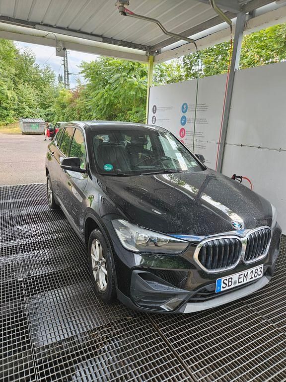 Schwarz Gebraucht 2019 BMW X1 SUV | 18.300 € (Guter Preis) - Bild 1/4
