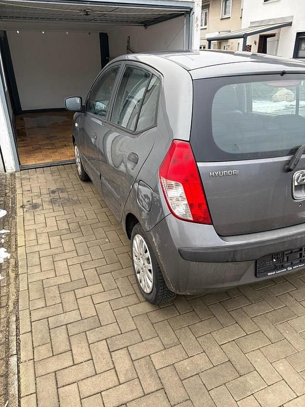 Gebraucht Hyundai i10 68 PS (50 kW) 2008 Grau Kleinwagen
