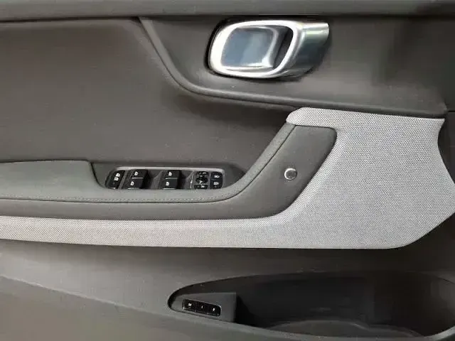 Gebraucht Polestar 2 169 kW (231 PS) 2022 Space Kleinwagen