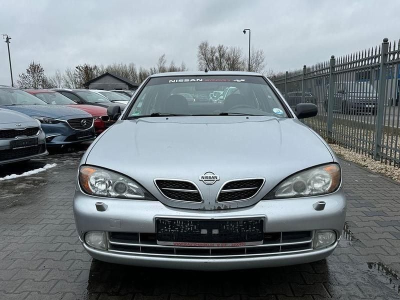 Gebraucht Nissan Primera Comfort 114 PS (83 kW) 2002 Limousine