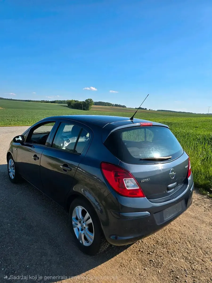 Używany Opel Corsa 75 KM (55 kW) 2010 Hatchback