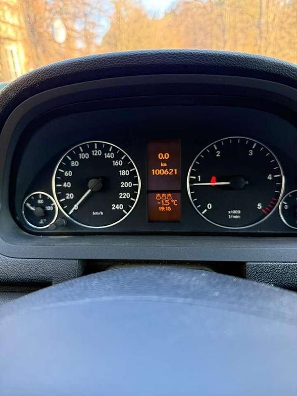 Gebraucht Mercedes A180 109 PS (80 kW) 2006 Silber Limousine