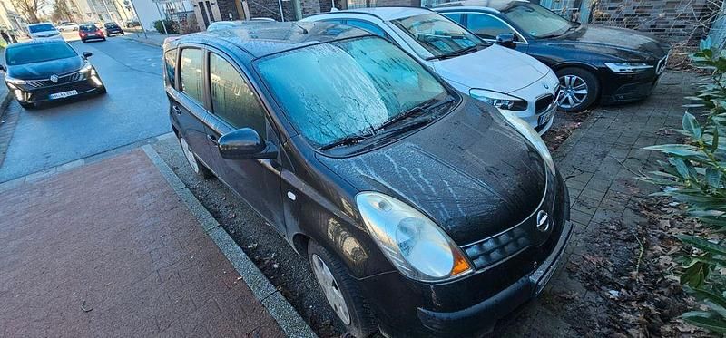 Gebraucht Nissan Note Acenta 88 PS (64 kW) 2007 Schwarz Kleinwagen