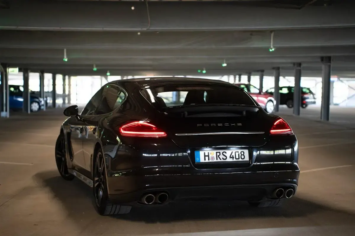 Gebraucht Porsche Panamera S 400 PS (294 kW) 2011 Schwarz Limousine