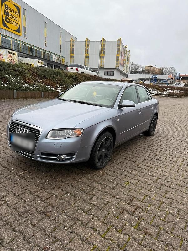 Grau Gebraucht 2005 Audi A4 Limousine | 6.000 € (Fairer Preis) - Bild 1/4