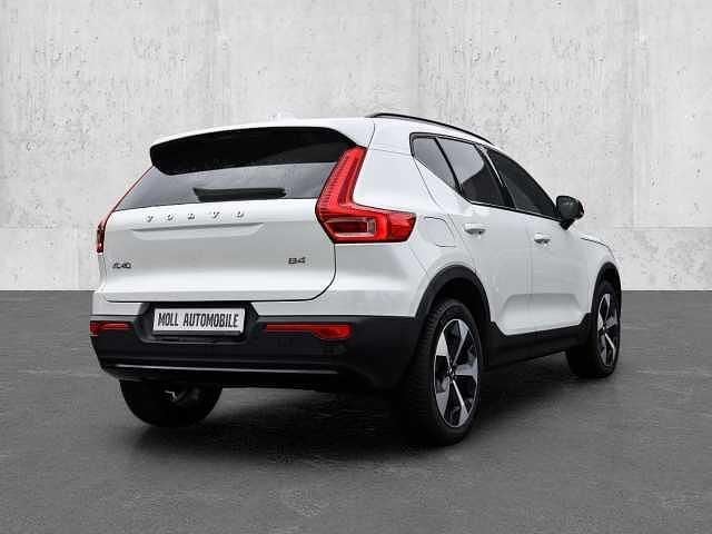 Gebraucht Volvo XC40 145 PS (106 kW) 2023 SUV