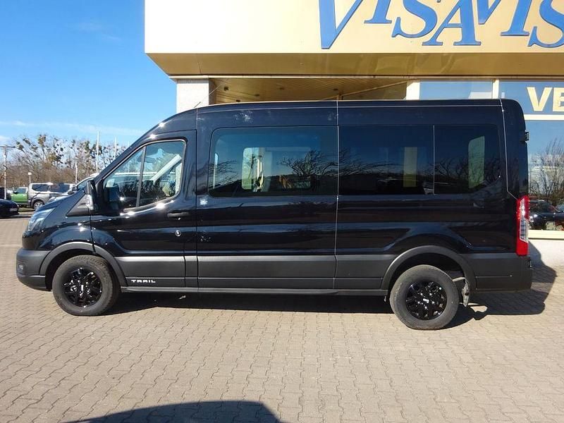 Gebraucht Ford Transit 170 PS (125 kW) 2024 Schwarz Van / Kleinbus