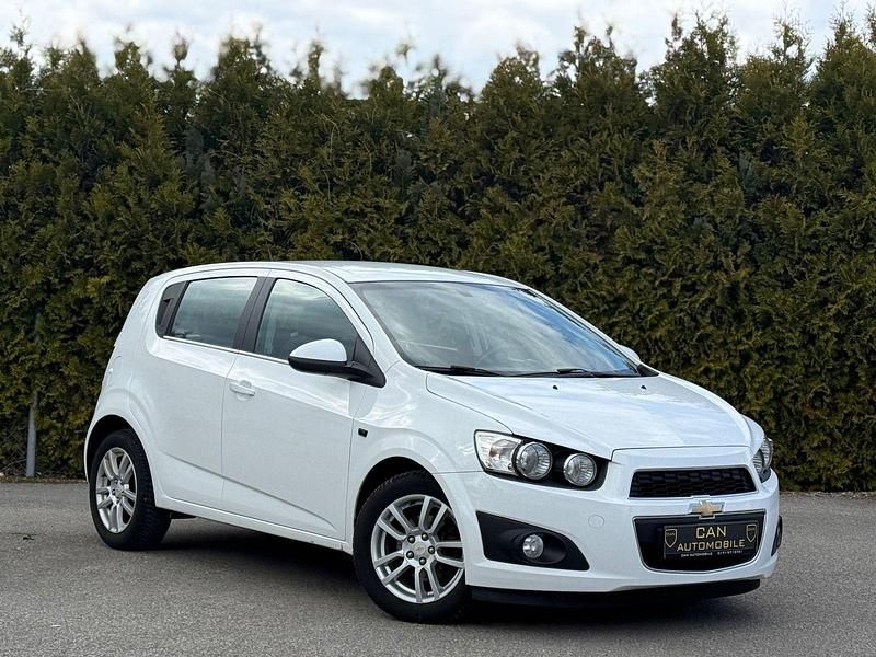 Gebraucht Chevrolet Aveo LTZ 116 PS (85 kW) 2012 Weiß Kleinwagen