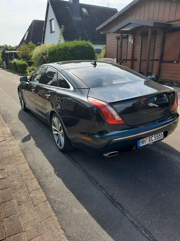 Gebraucht Jaguar XJ Portfolio 275 PS (202 kW) 2014 Schwarz Limousine