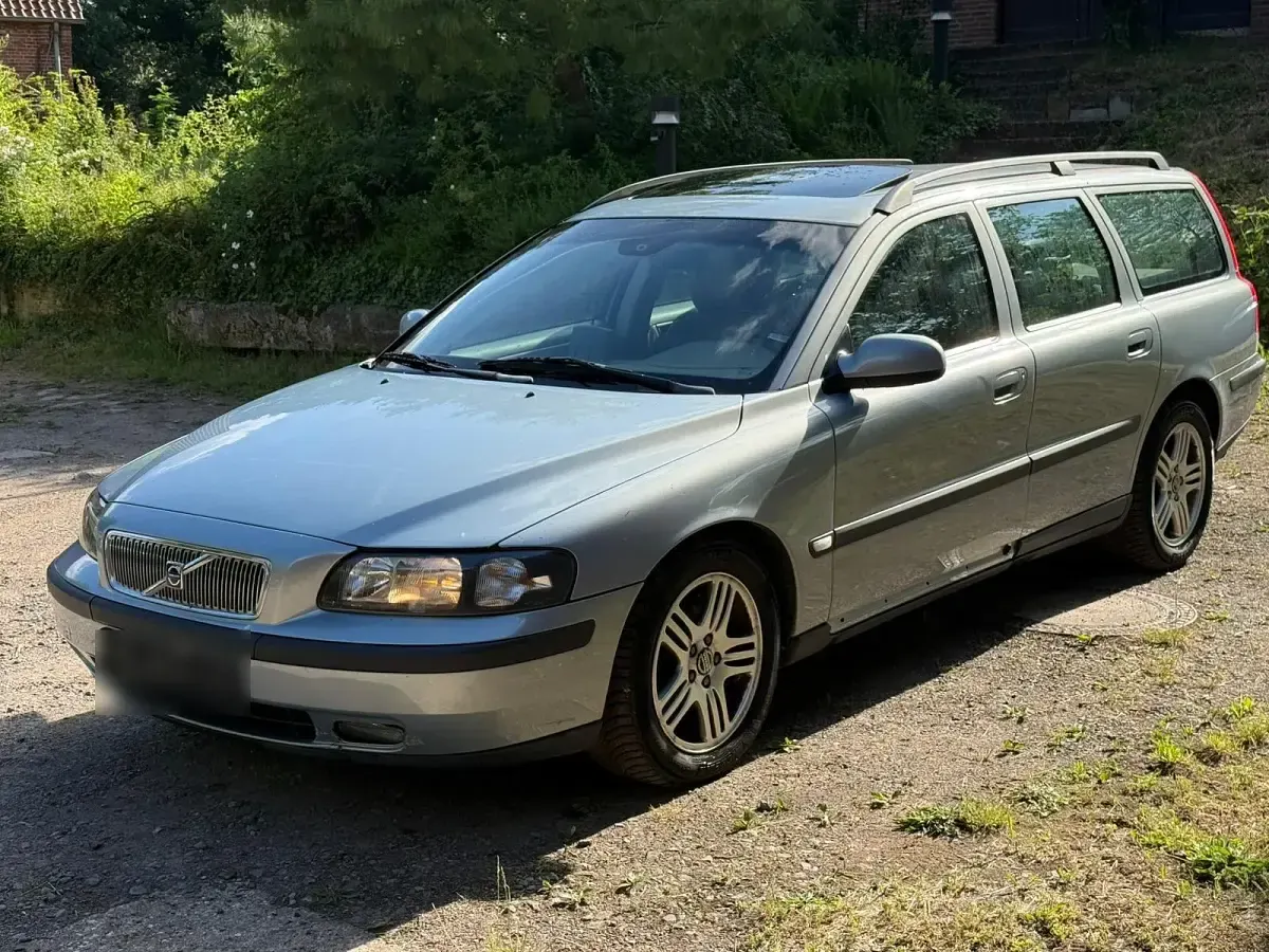 Gebraucht Volvo V70 163 PS (119 kW) 2003 Andere farben Kombi