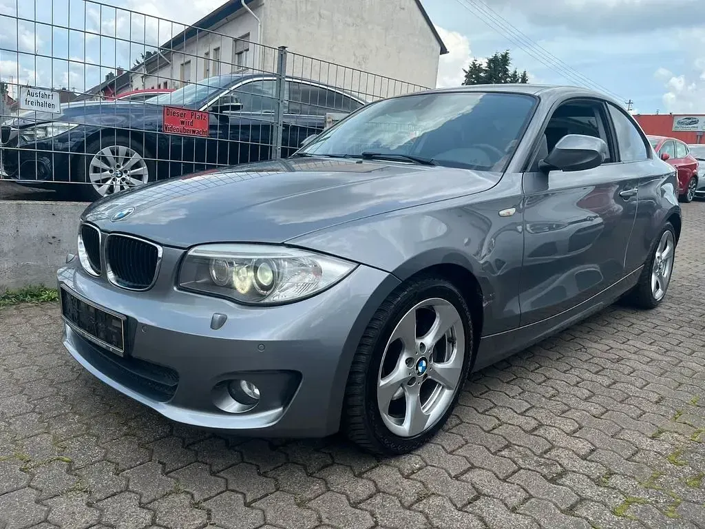 Käytetty BMW 120 177 HP (130 kW) 2012 Harmaa Viistoperä
