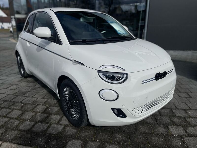 Gebraucht Fiat 500e 86 kW (118 PS) 2023 Weiß