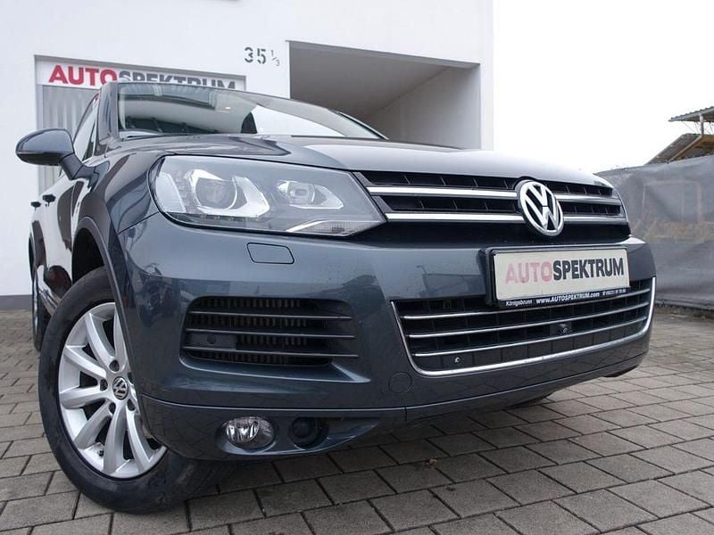 Grau Gebraucht 2013 VW Touareg SUV | 14.950 € (Guter Preis) - Bild 1/4