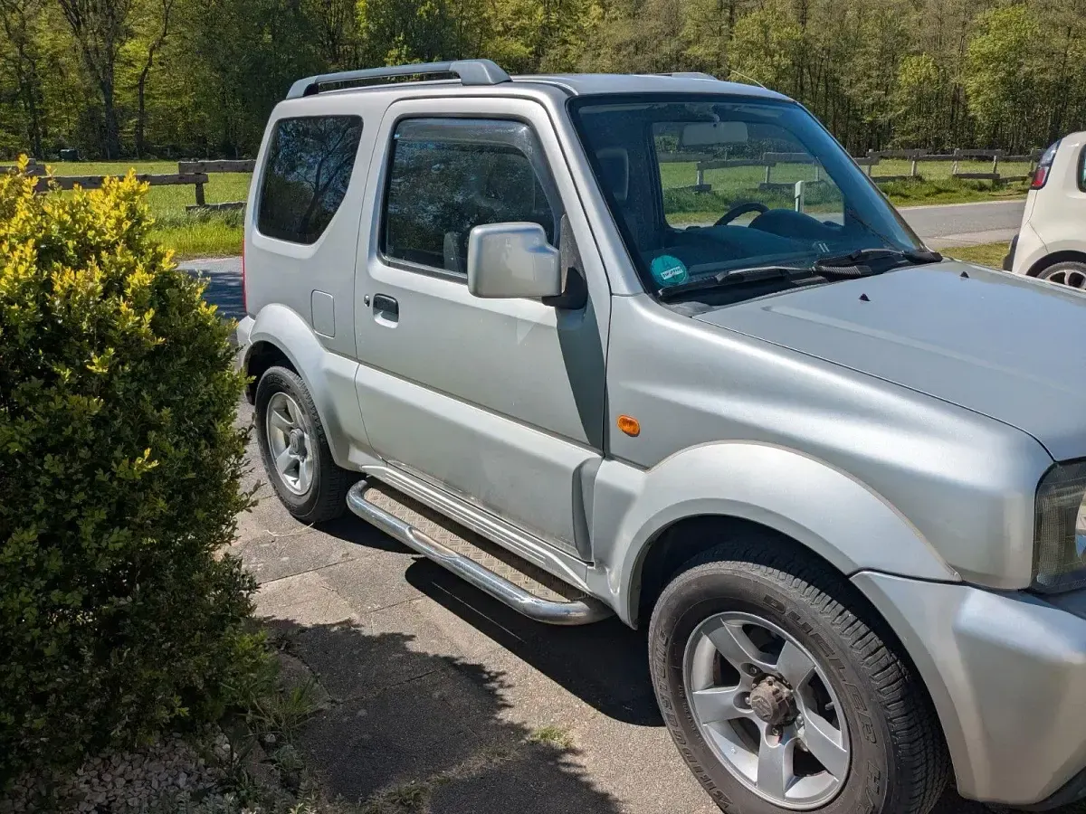 Gebraucht Suzuki Jimny Comfort 86 PS (63 kW) 2008 Silber SUV