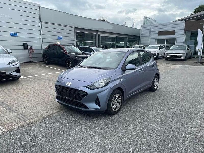 Blau Gebraucht 2024 Hyundai i10 Kleinwagen | 15.740 € (Fairer Preis) - Bild 1/4