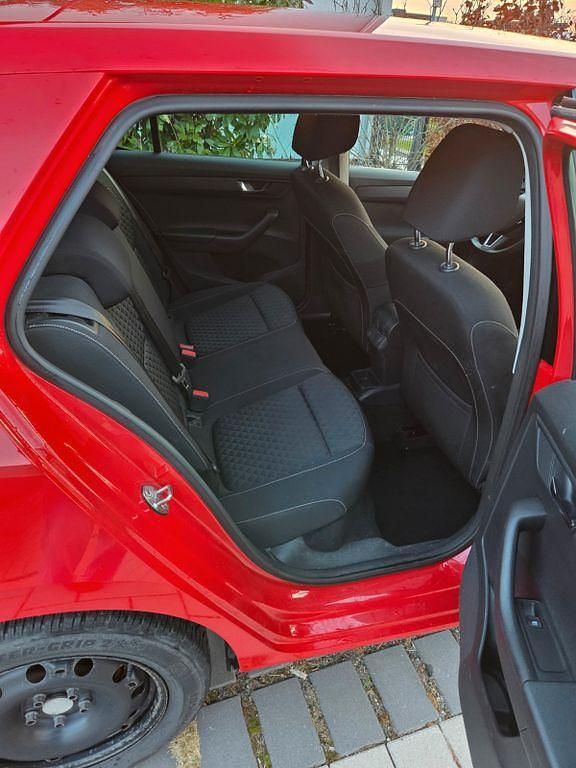 Gebraucht Skoda Fabia Drive 75 PS (55 kW) 2017 Rot Limousine